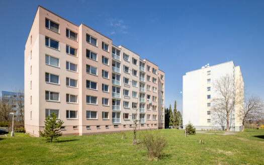 PODNAJMUTO – Prostorný byt 3+kk s balkónem, Újezd nad Lesy u Klánovic