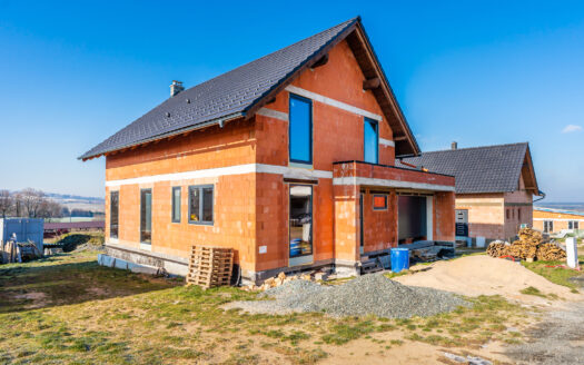 PRODÁNO – Stavba rodinného domu 6+kk o 200 m2, Křivsoudov na Benešovsku