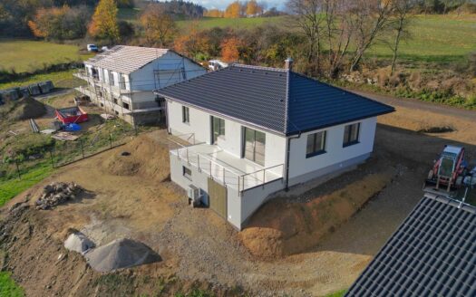 PRODÁNO – Nízkoenergetická novostavba rodinného domu 4+kk v Postupicích u Benešova