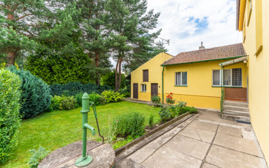 PRODÁNO – Vícegenerační dům s velkou zahradou, Hostivice – Praha