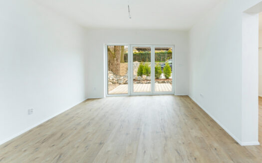 PRODEJ UKONČEN – Rodinný dům 3+kk s předzahrádkou, 111 m2, Všestary