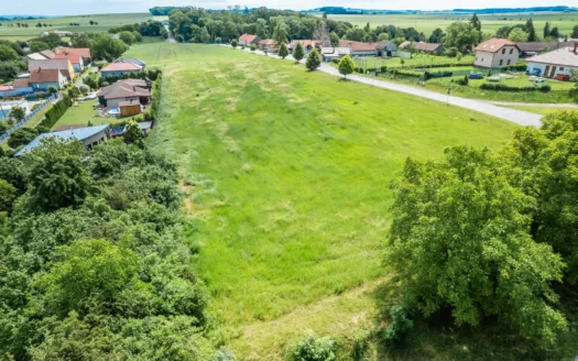 NA PRODEJ – Stavební pozemek 9 004 m2, Polní Voděrady