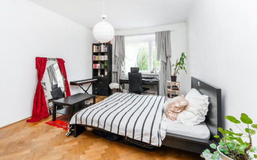 PRODÁNO – Byt 2+kk s lodžií a sklepem, 52m2, Žižkov